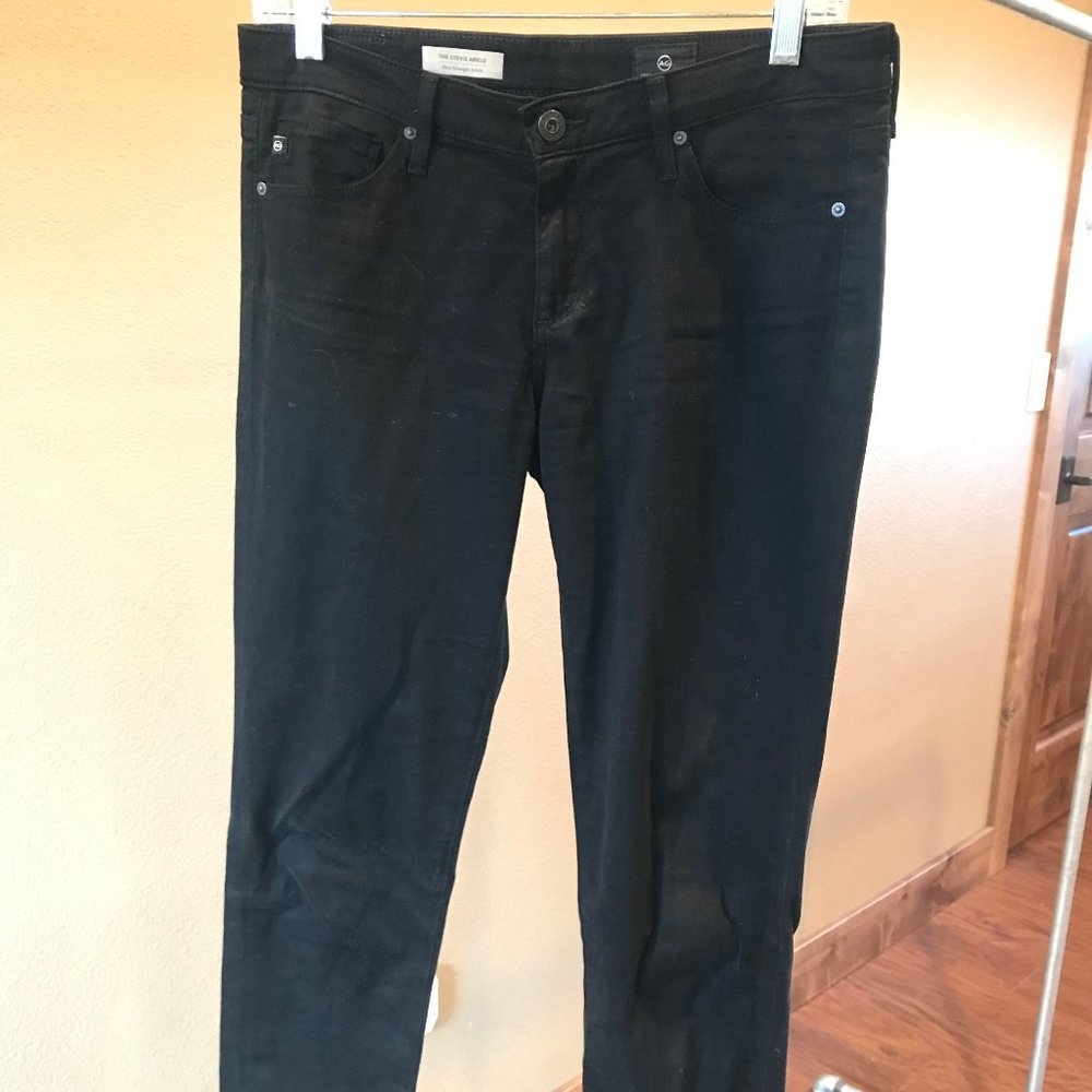 The Stevie Ankle, Slim Straight Black AG Jean